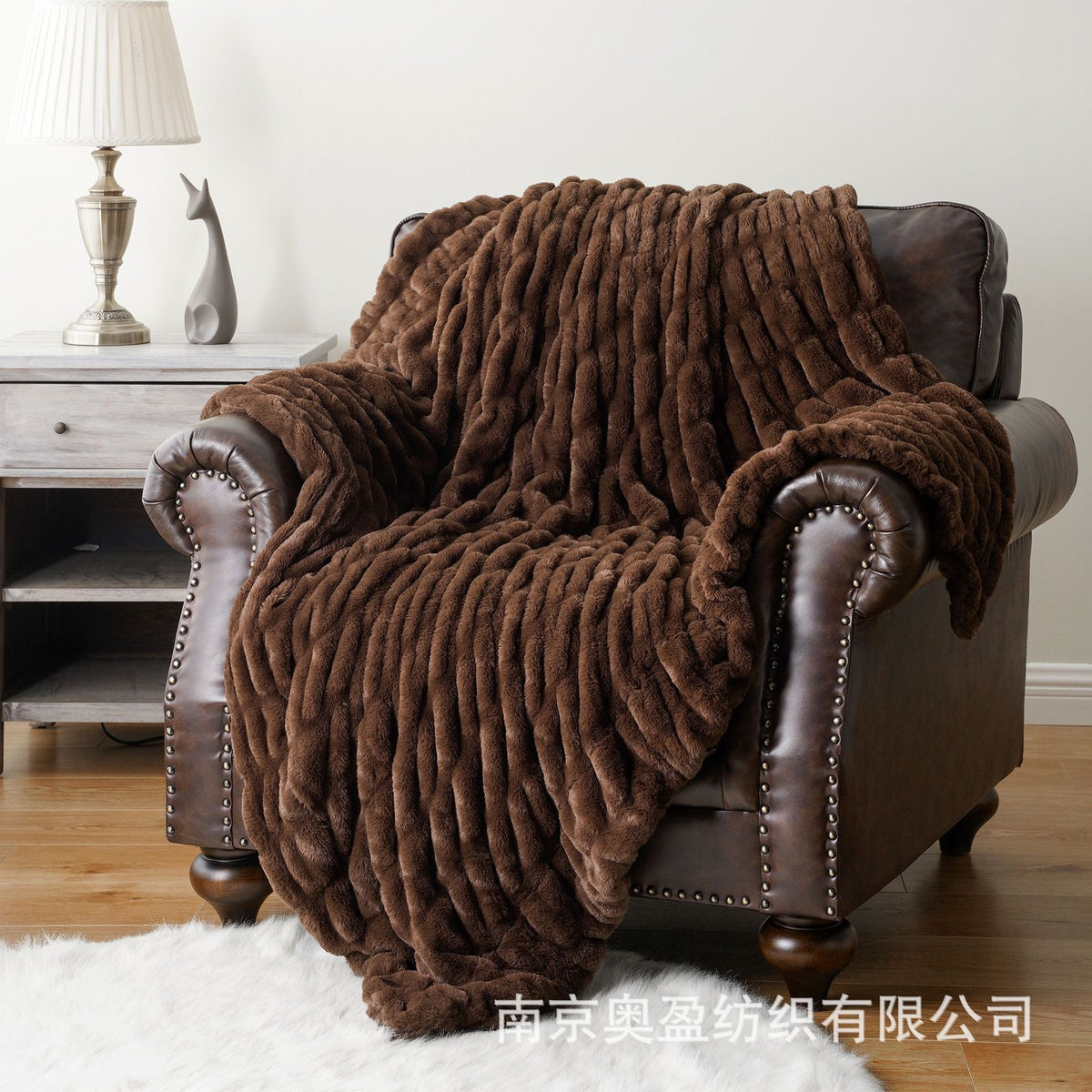 The Manhattan Cozy Faux Fur Viral Blanket