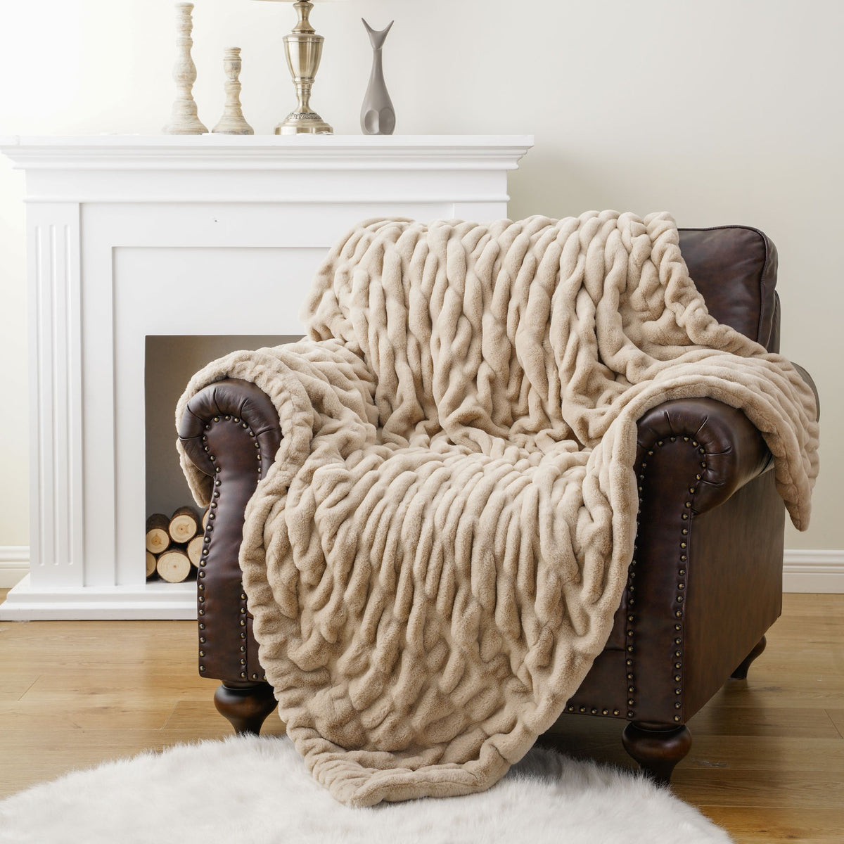 The Manhattan Cozy Faux Fur Viral Blanket