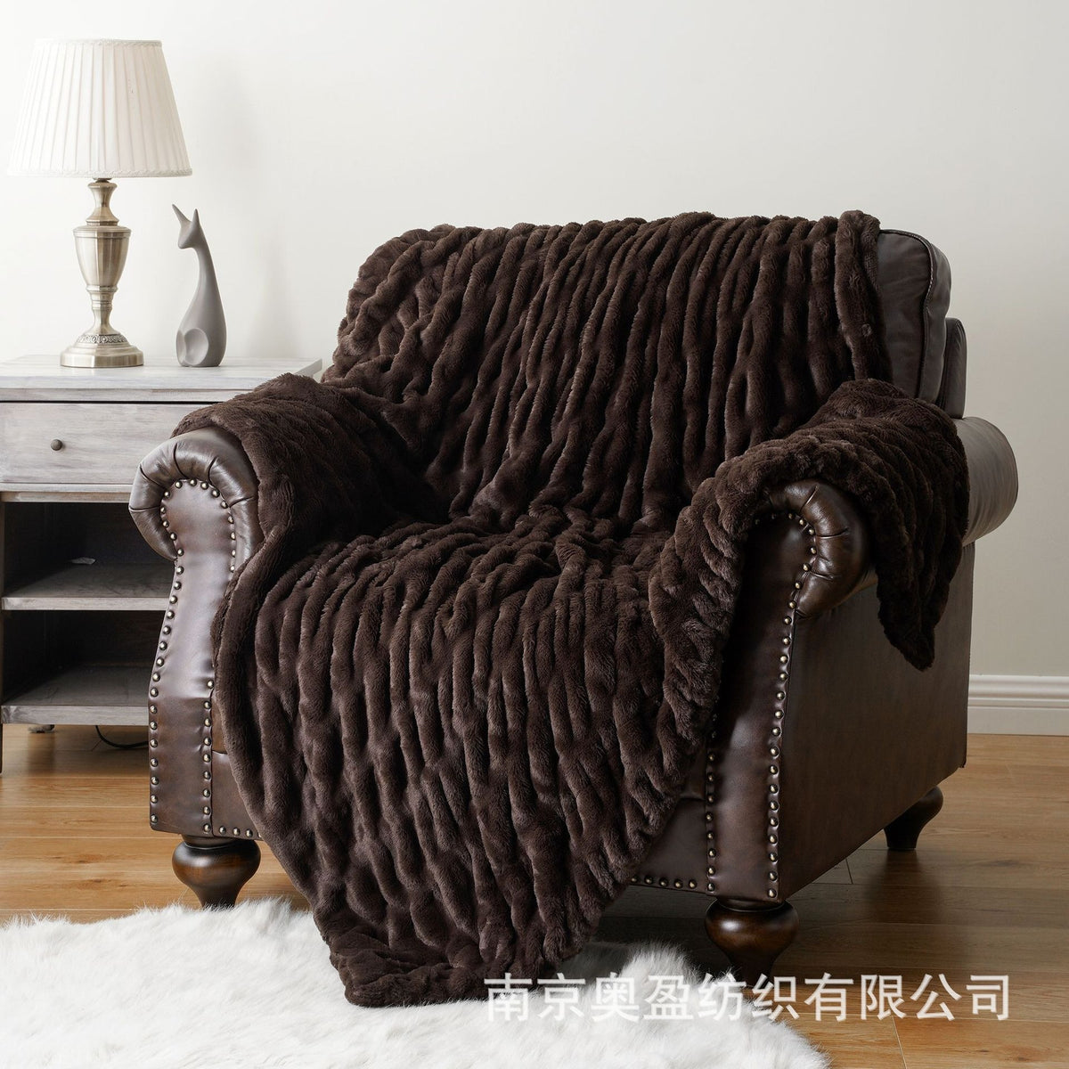 The Manhattan Cozy Faux Fur Viral Blanket