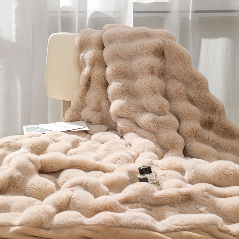 The Sienna Modern Simple Velvet Cover Blanket