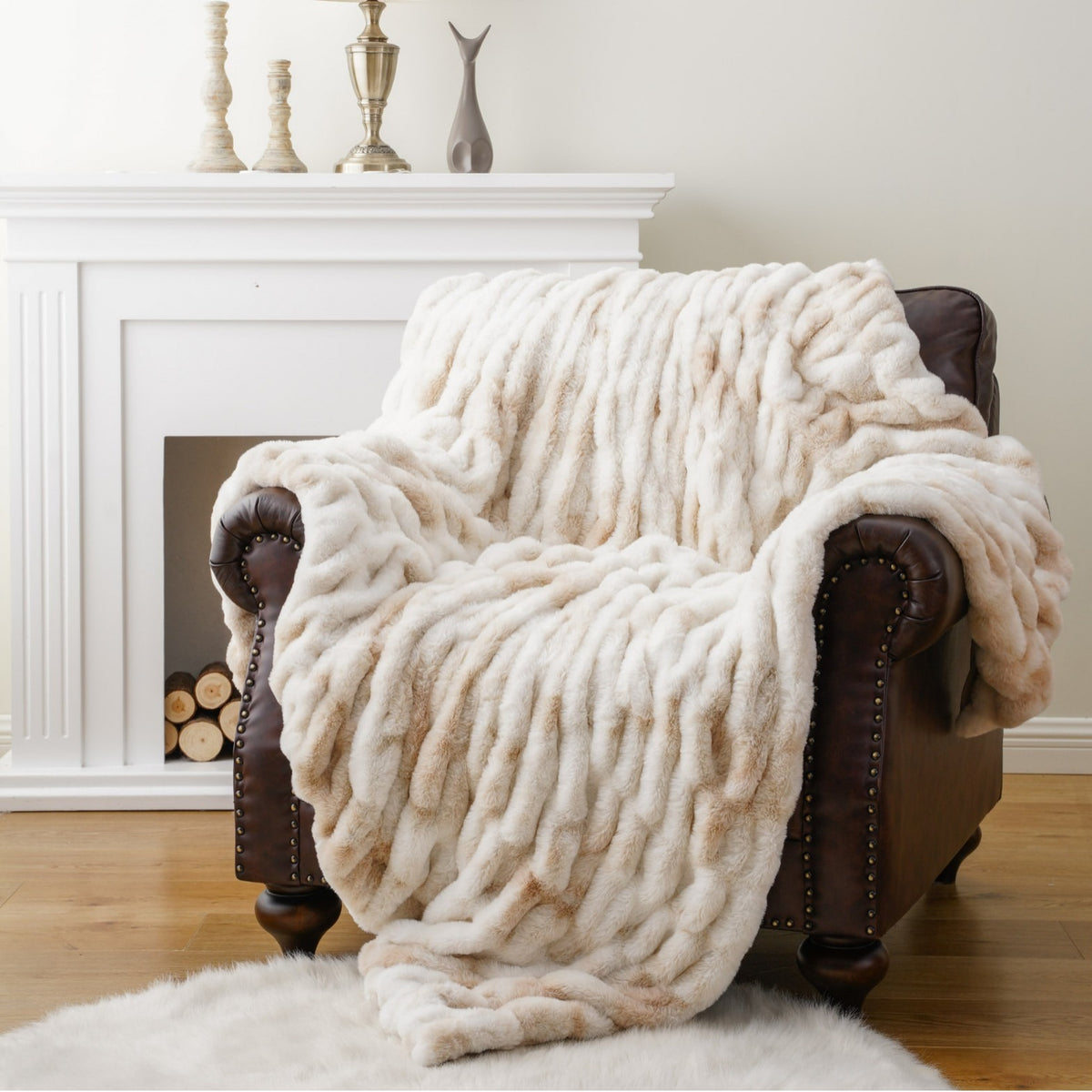 The Manhattan Cozy Faux Fur Viral Blanket